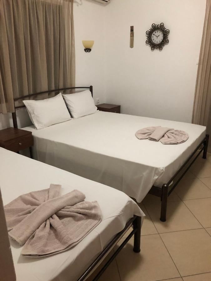 Hotel Avra Ouranoupoli Bagian luar foto